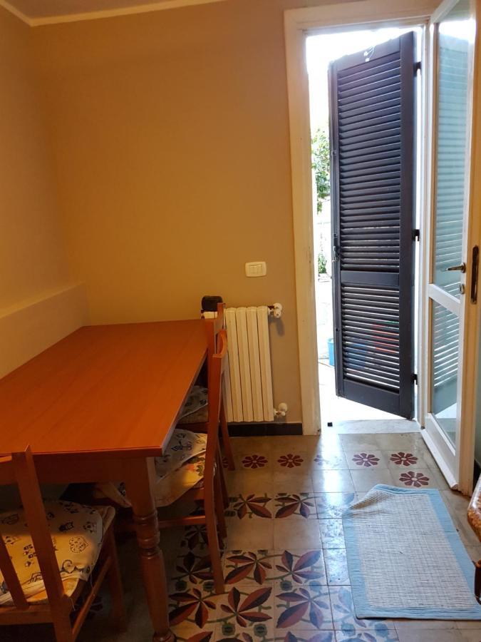 Villa Liberty Ofelia Locazioni Brevi Cagliari Ngoại thất bức ảnh